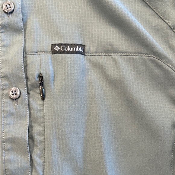 Columbia Women's Blouse - Gray - Picture 3 of 4